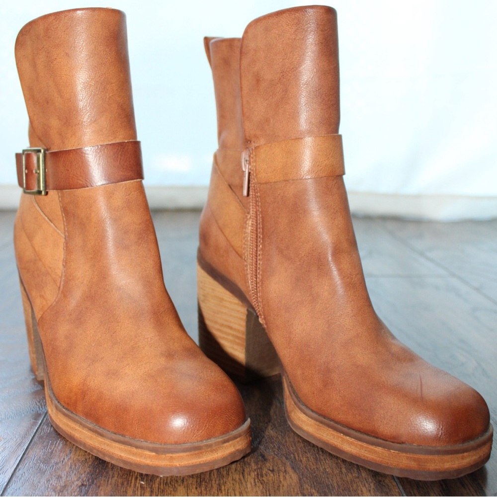 KORKS Marci II Brown Tan Block Heel Boots - Picture 4 of 14